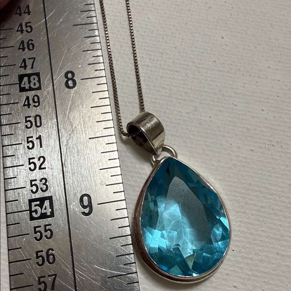 Elegant Sterling Silver 925 Teardrop Blue Crystal Pendant Necklace 17’ in chain - Picture 9 of 12